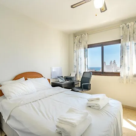 24 Rooftop Terrace Sea Views Golf Duquesa Andalusia *